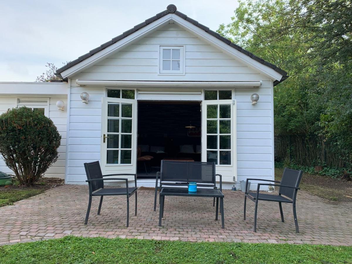 Sleepzzz Bed & Breakfast Heusden  Exterior photo